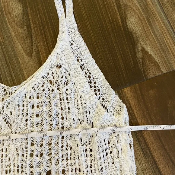 White Crochet Beach Cover-Up - Picture 5 of 7